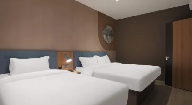 Люкс Homeinn · neo (Chaoyang Finance School)