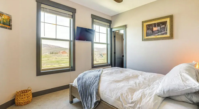 Апартаменты Hot Tub & Mtn Views: Townhome in Granby!