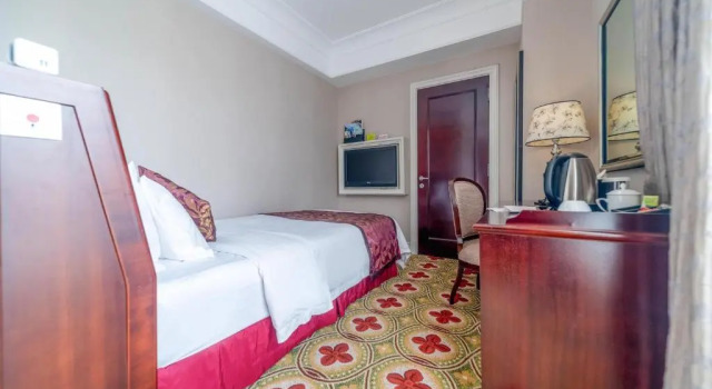 Одноместный номер Standard Ramada Yichang Hotel