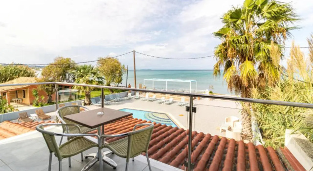 Апартаменты с видом на море SunRose Beach Aparthotel