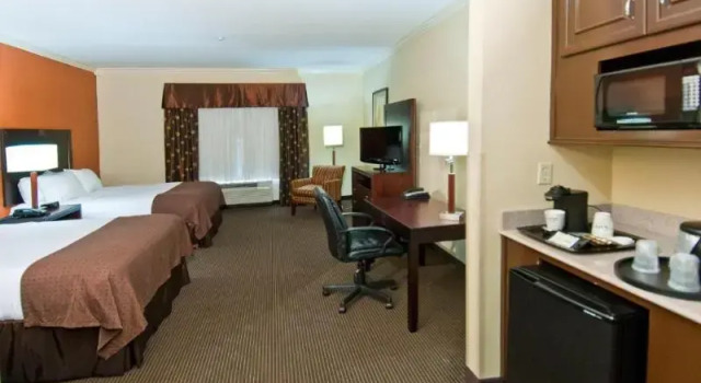 Номер Deluxe Wyndham Lake Charles near Casinos