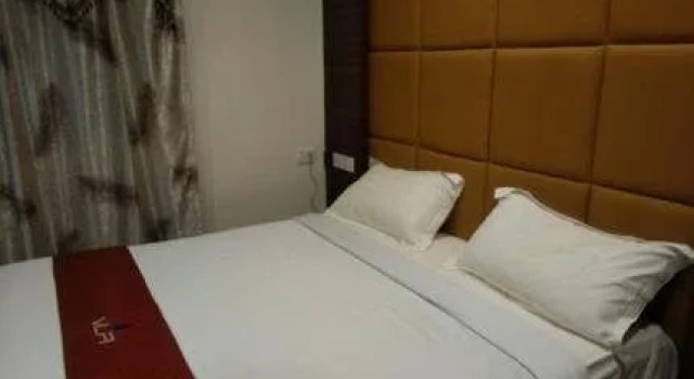 VLR Residency, Забронировать Отель Отели штата Тамилнада 5 звезд, 5*