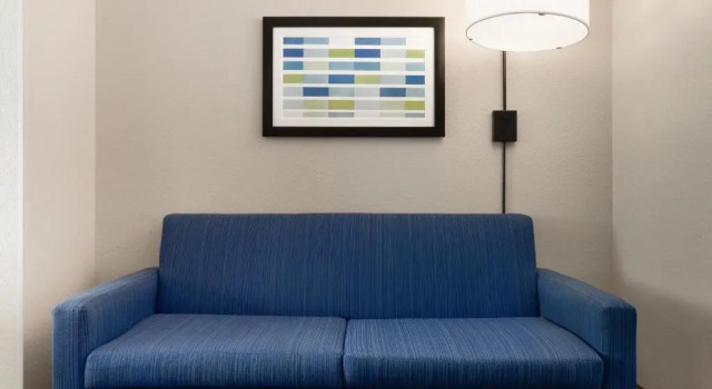 Двухместный люкс c 1 комнатой Holiday Inn Express & Suites Pembroke Pines-Sheridan St by IHG