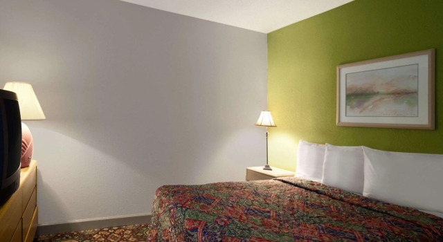 Days Inn by Wyndham West Memphis, Boek Hotel Hotels in Missouri met zwembad, Zwembad