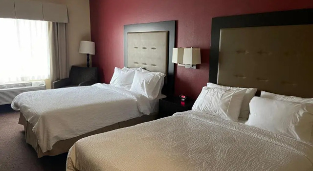 Четырёхместный номер Standard Holiday Inn Express Vancouver North - Salmon Creek by IHG