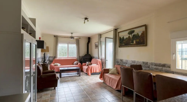 Modern Holiday Home in Garrobillo With Private Swimming Pool, Varaa Hotelli Calabardina Costa Cálida