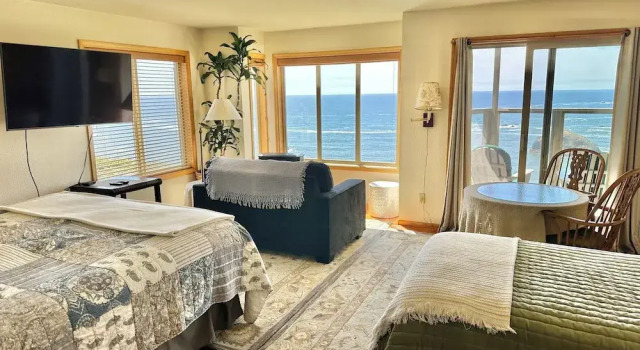 Номер Standard Turtle Rocks Oceanfront Inn