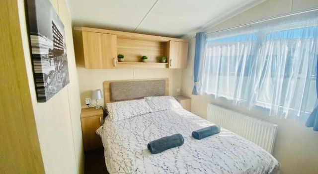 B47 Caravan Seven Bays