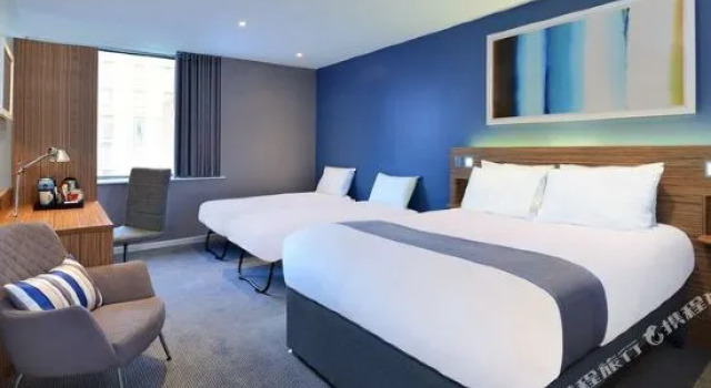 Семейный номер Standard Travelodge London Ealing