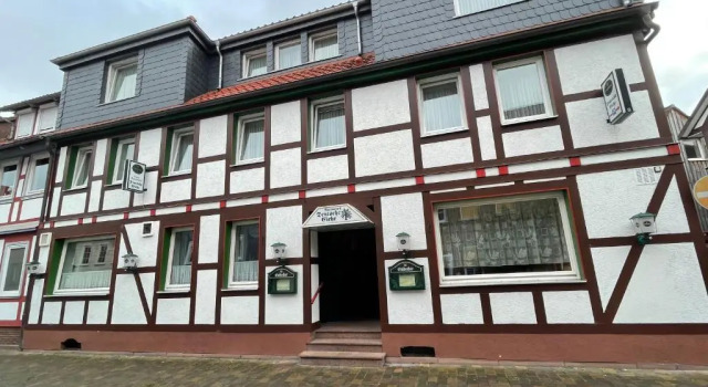Deutsche Eiche, Boek Hotel Hotels in Dassel met parkeren, Parkeren