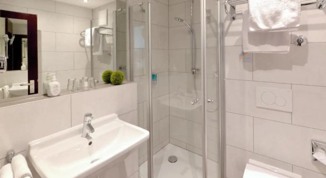 Двухместный семейный номер Standard Ringhotel Loews Merkur