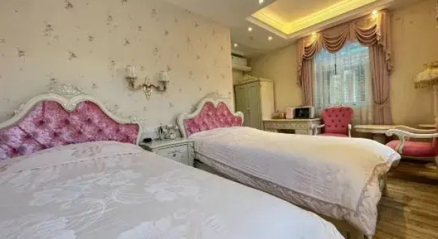 Qunfangyuan Aroma Inn, Rezerwuj Hotel Hotele w Shenzhen z parkingiem, Parking
