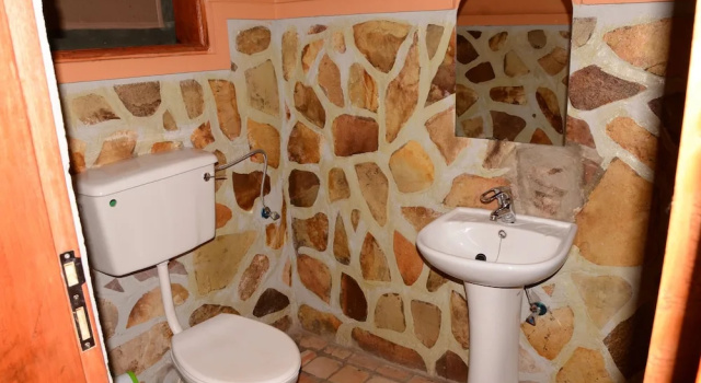 Двухместный номер Standard с балконом Irungu Forest Safari Lodge