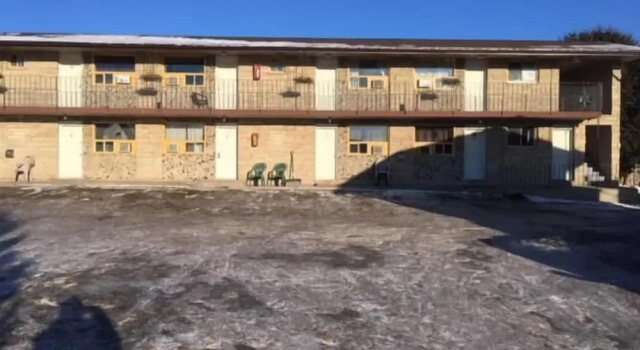 Modern Motel, Book Motel Thunder Bay Ontario