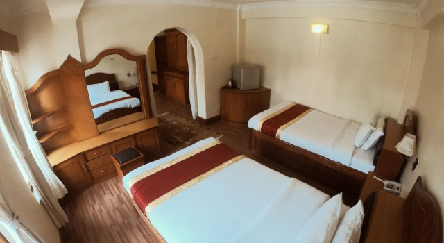 Hotel Bodhiz, Забронировать Отель Отели Боднатх 3 звезды, 3*