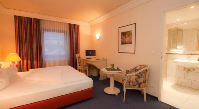 Hotel Weißes Roß, Забронировать Отель  