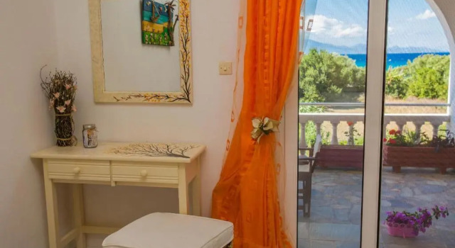 Апартаменты Ammos Apartments