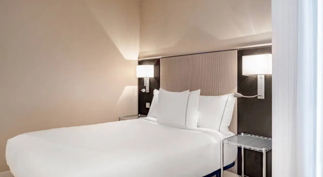 Одноместный номер Standard AC Hotel Irla by Marriott