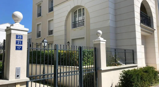 DISNEYLAND PARIS 1.4 Km - STUDIO Superior Apartment for 2 persons