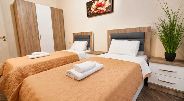 Dvuhetazhnaya Vidovaya Zagorodnaya nad Batumi Villa, Reserva ahora Villa Cabañas en Ajara, Cabaña