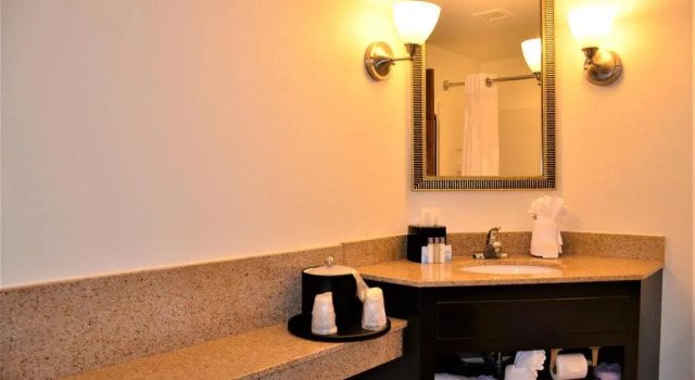 Run of House Burrstone Inn, an Ascend Collection Hotel