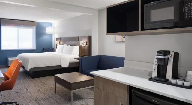 Двухместный номер Standard Holiday Inn Express & Suites Midwest City by IHG