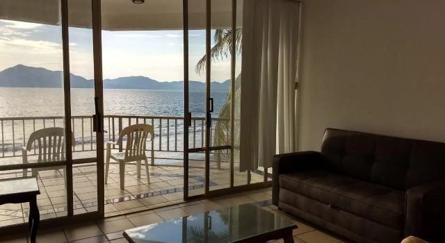 Real Posada Playas, Book Hotel Hoteller i Manzanillo med parkering, nær Las Hadas Golf Course, Parkering