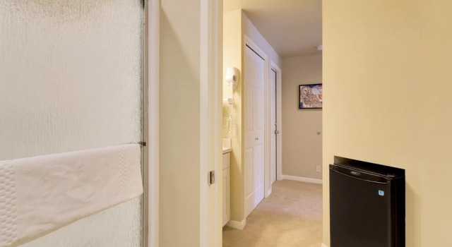 River Ridge 423b, Rezerwuj Hotel Bend Bachelor