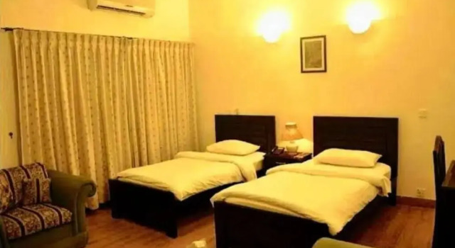 New Hotel Couple In Karachi, Rezervasyon Otel Gulshan-E-Jamal kahvaltılı oteller, Kahvaltı