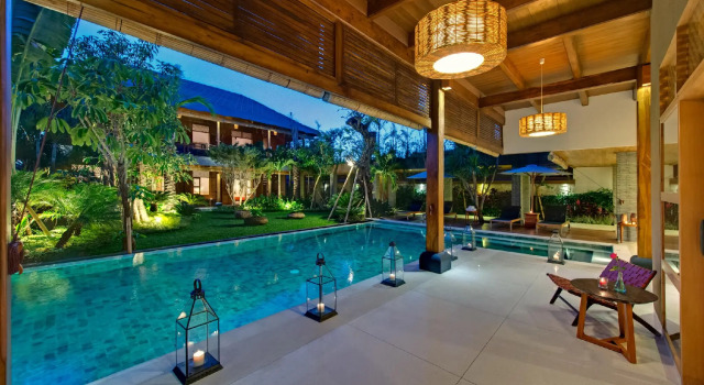 Wonderful 10 Bedrooms Private Villa Seminyak, Rezervovat Vila Chaty v Bali, Chalupa