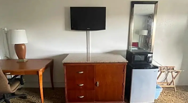 Номер Executive Ambassador Inn