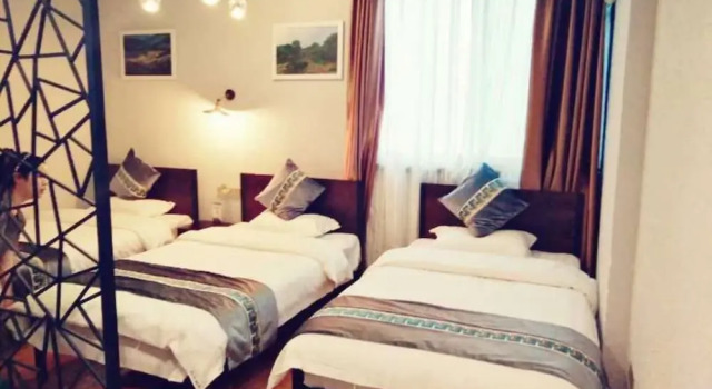 Zhangjiajie Xinjian Inn