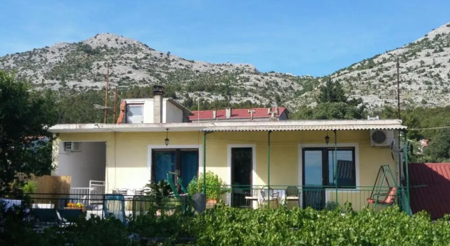 Апартаменты с 3 комнатами Apartments Viktorija