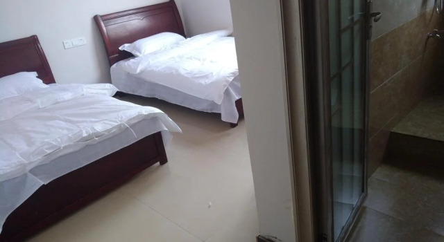 Lingshan Tour Pal Inn, Rezerwuj Hotel Shangrao Jiangxi