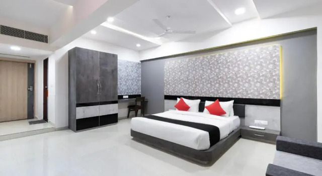 Hotel Tgt by OYO Rooms