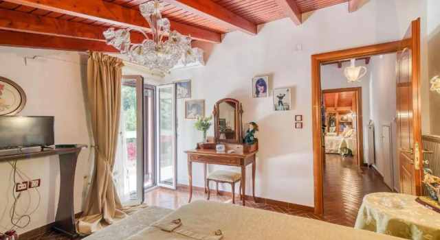 Villa Virginia, Book Villa Hotels in Central Greece with Parking, Parking