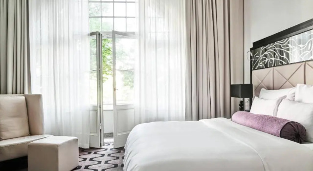 Двухместный номер Superior с балконом Roomers Berlin Steinplatz, Autograph Collection