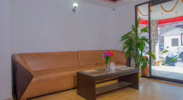 OYO 104 Hotel Baltic Inn, Забронировать Отель Отели Асуиннатх с завтраком, Завтраки
