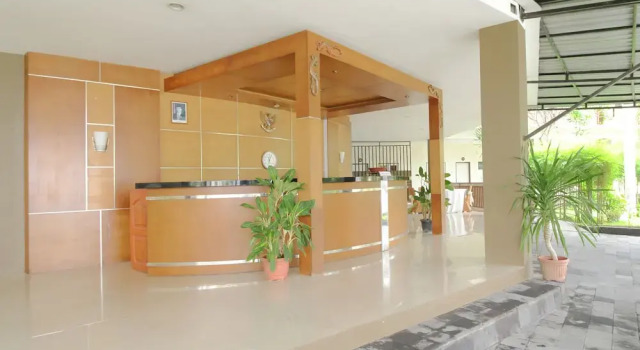 Airy Mataram Majapahit 777 Lombok, Забронировать Отель Отели Матарам 3 звезды, рядом с Lombok Epicentrum Mall, 3*