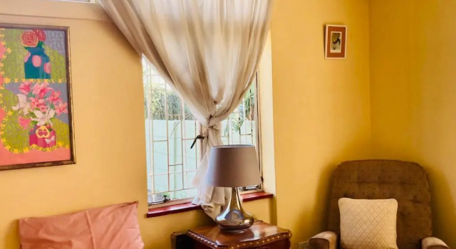 Кровать в общем номере (мужской номер) Su Casa Scottsville