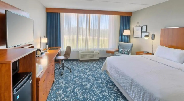 Номер Standard Four Points by Sheraton Raleigh Durham Airport