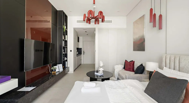 Silkhaus Premium Studio in Jumeirah Garden City