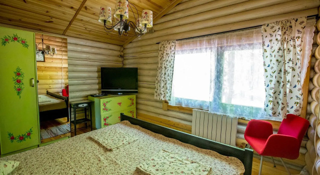 Коттедж с 2 комнатами База отдыха Парк-Клуб Дубровский