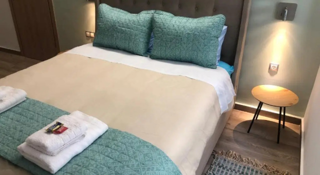 Royal Blue Grand Suite No 2, Забронировать Отель Пирей Острова Саронического залива - Аттика, рядом с Municipal Library of Piraeus