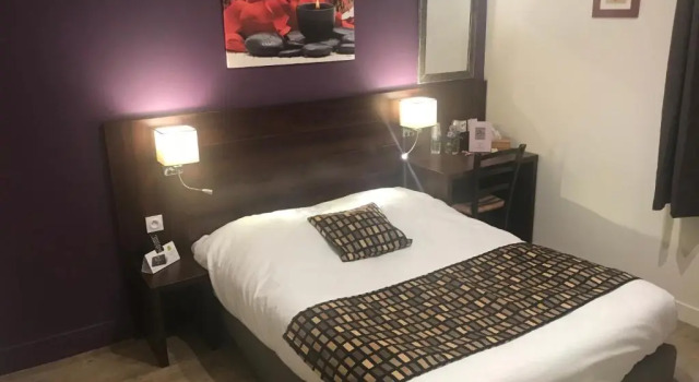 HÔTEL LES IRIS, Book Hotel Les Andelys 