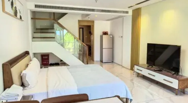 Семейный люкс с 2 комнатами Annual Pool Holiday Apartment (Yalong Bay Branch)