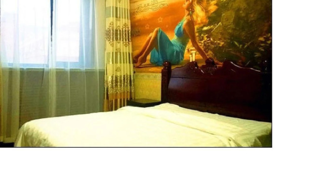 Xinji Express Inn, Book Hotel Hoteller i Hebei med parkering, Parkering