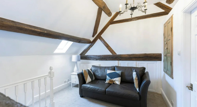 Standard suite OYO Blenheim House