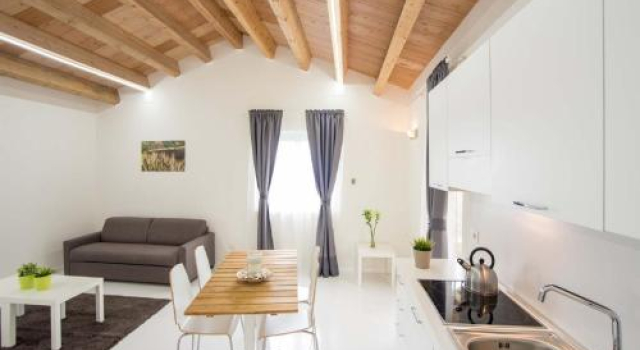 Villa Renzo, Book Villa Sommerhuse i Notaresco, Hytte