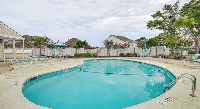 Апартаменты 2 Mi to Surfside Beach: Coastal Escape w/ Balcony!